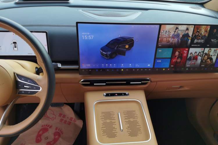 Used VOYAH Dream 2025 PHEV Four-Wheel-Drive Flagship Kunpeng Edition