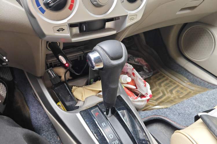 Used Honda City Classic 2008 1.5L Automatic Elite Edition Gear Lever