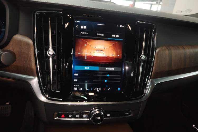 Used Volvo S90 New Energy 2022 T8 eDrive Hybrid Luxury Edition