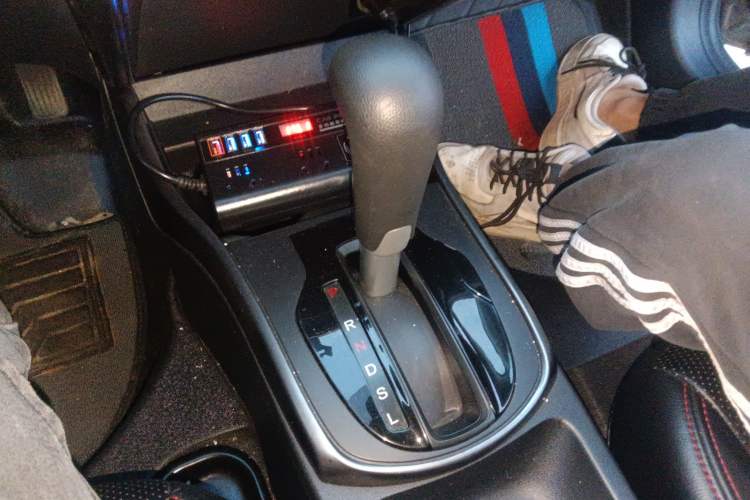 Used Honda Greiz 2016 1.5L CVT Classic Edition
