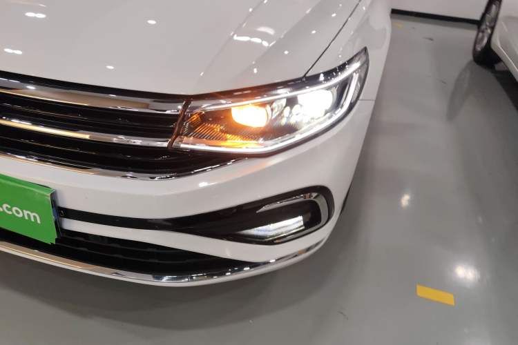 Used Volkswagen Bora 2024 200TSI DSG EnjoyDrive PRO Edition Left Front Headlight