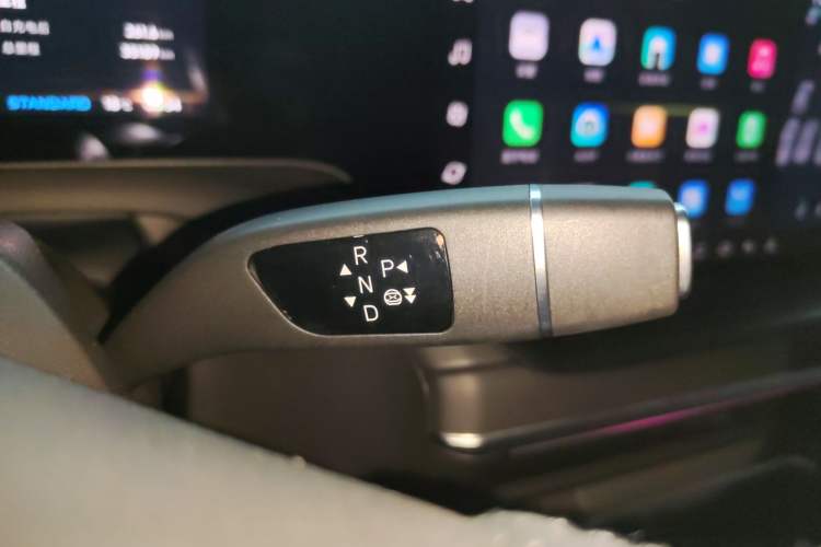 Used XPeng P7 2023 P7i 702 Max Gear Lever