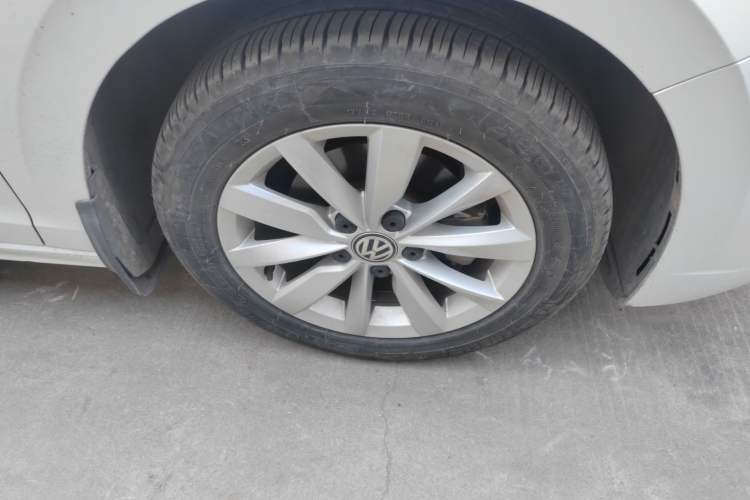 Used Volkswagen Bora 2020 1.5L Manual Comfort Version
