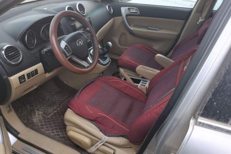 Used Haval H6 2011 2.0L Manual Two-Wheel Drive Elite Version