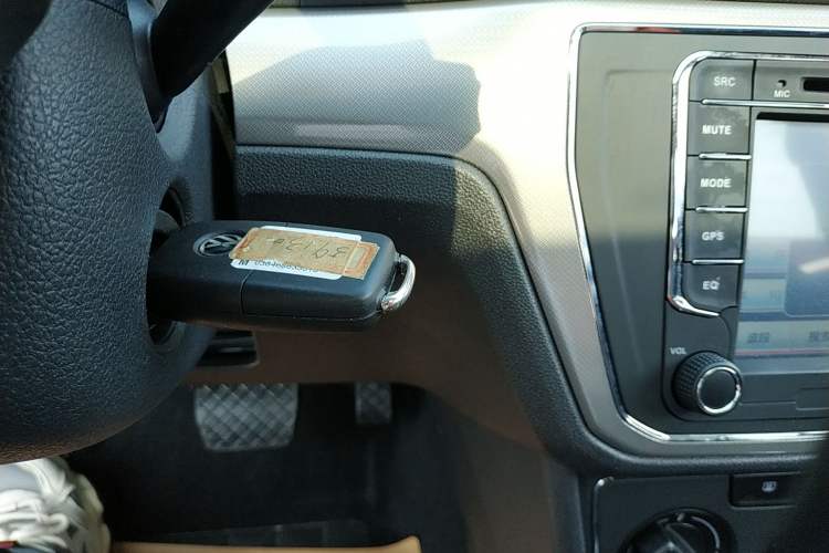 Used Volkswagen Lavida 2015 1.6L Automatic Comfort Edition