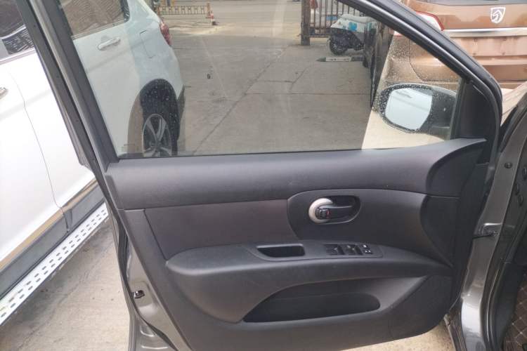 Used Nissan Livina 2015 1.6XE CVT Comfort Edition