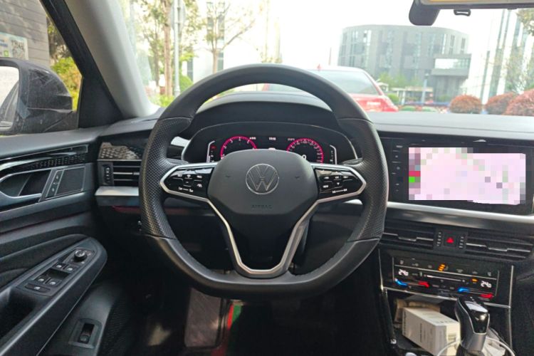 Used Volkswagen Passat 2022 330TSI Luxury Edition Steering Wheel