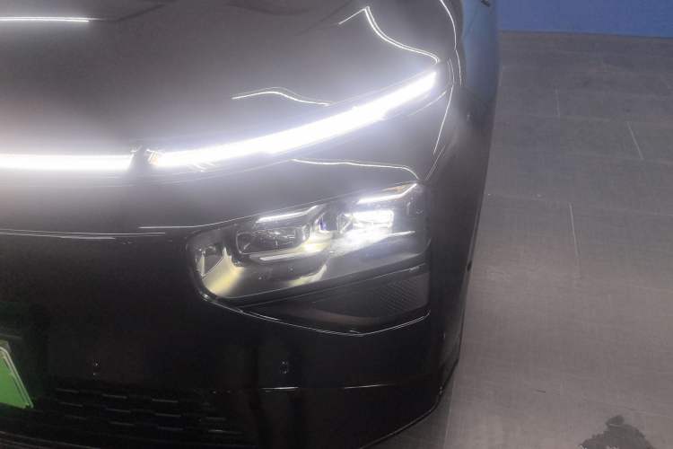 Used XPeng G9 2025 625 Long-Range Max Left Front Headlight