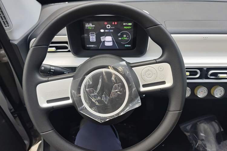 Used Wuling Hongguang MINIEV 2024 3rd Generation 215km Youth Edition