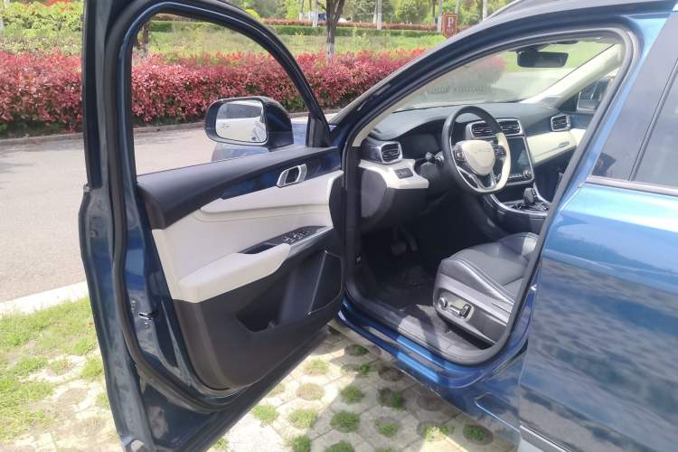 Used Lynk & Co 01 2017 2.0T Two-Wheel Drive Zhaopu Version