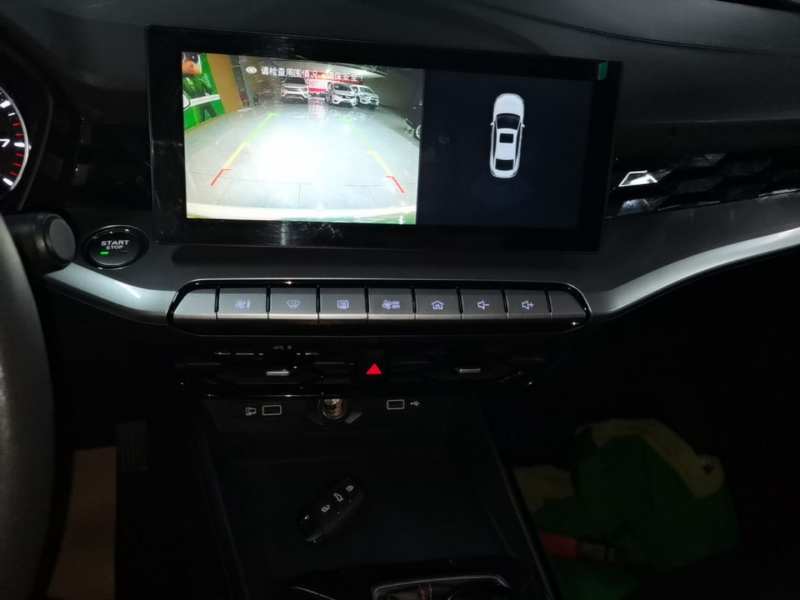 Used MG 5 2022 180 DVVT CVT Youth Style Edition — 12