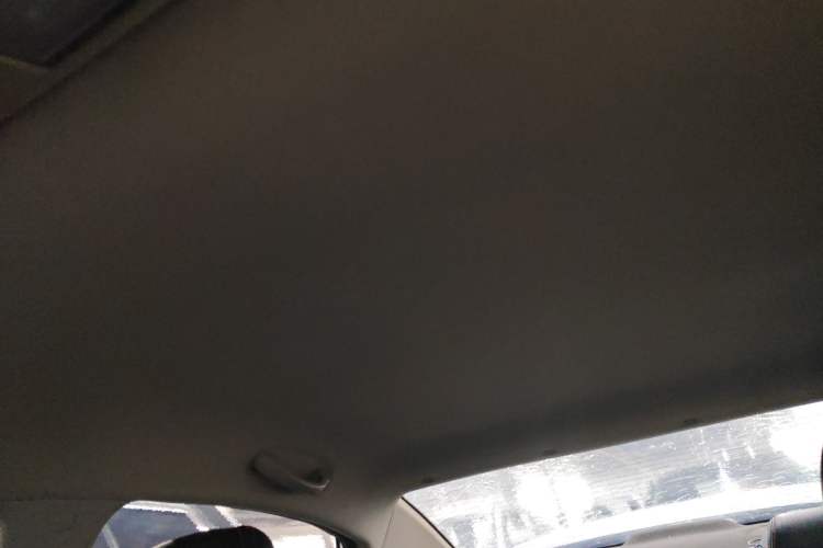 Used Kia K2 2015 Sedan 1.4L MT GLS