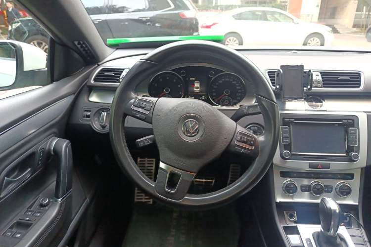 Used Volkswagen FAW-Volkswagen CC 2016 1.8TSI Luxury Model
