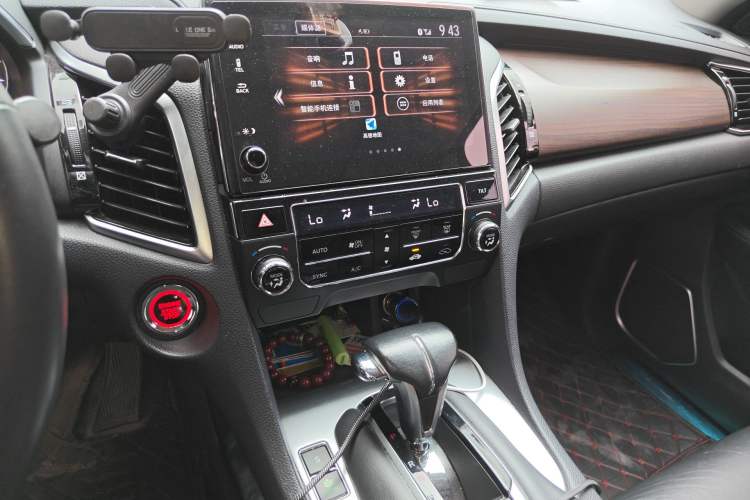 Used Honda Avancier 2017 240TURBO Two-Wheel Drive Comfort Version Audio And AC Panel