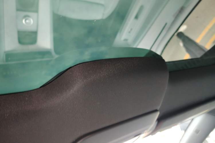 Used Polestar 4 2023 Single-Motor Long-Range PLUS Headliner