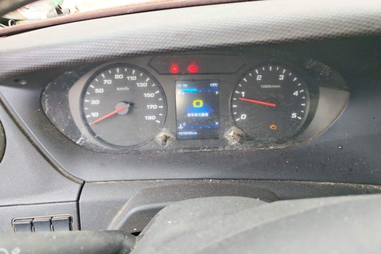 Used Iveco Eurocargo 2018 2.3T Short-Wheelbase Low-Roof Multi-Purpose Van with Side Sliding Door F1A