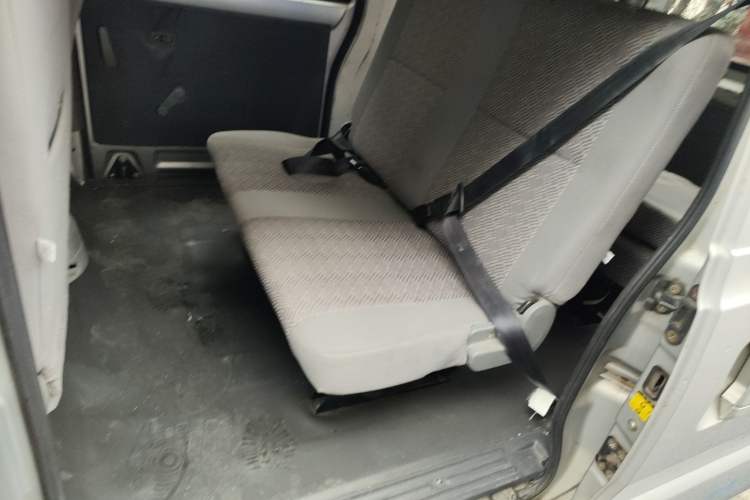 Used BAIC Weiwang 306 2011 1.3L Comfort version 7 seats