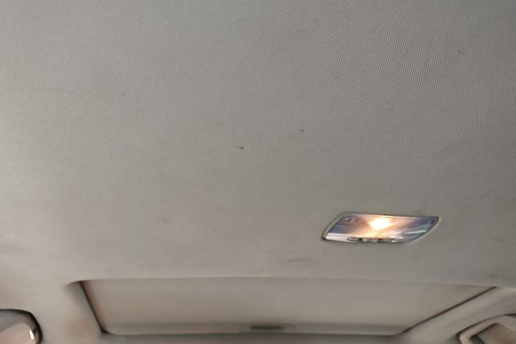 Used Haval H6 2015 Upgraded Model 1.5T Manual Two-Wheel Drive Elite Version Headliner