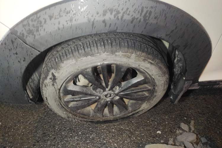 Used Dongfeng Aeolus AX3 2016 1.5L Automatic ZhiKu Model