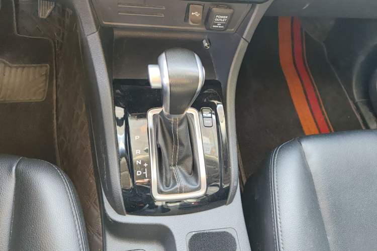 Used Isuzu D-MAX 2020 2.5T Two-Wheel Drive Automatic Navigation Version China VI Emission Standard Extended Length JE4D25Q6A