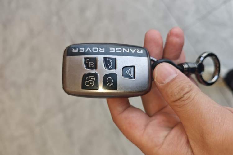 Used Land Rover Discovery Sport 2017 2.0T SE