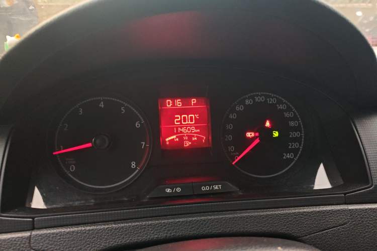 Used Volkswagen Santana 2018 1.5L Automatic Fashion Edition Instrument Cluster