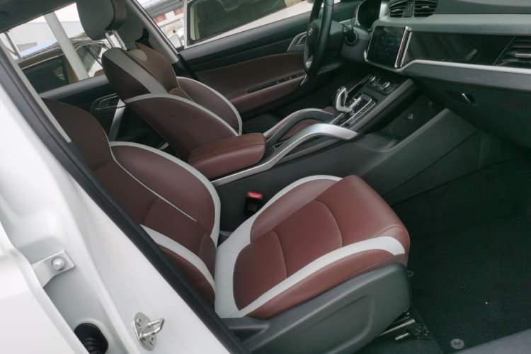 Used Geely Auto Emgrand X7 Sport 2022 1.8TD DCT Zhiya Trim Right Front Seat