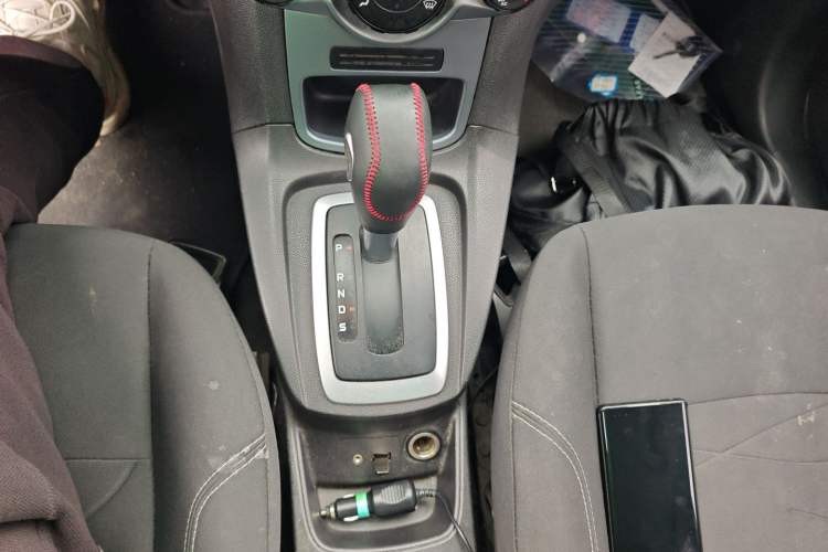 Used Ford Fiesta 2013 Hatchback 1.5L Automatic Fashion Edition
