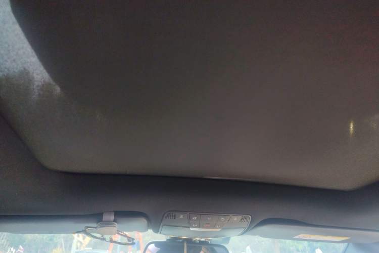 Used Mercedes-Benz GLC 2019 GLC 260 L 4MATIC Dynamic Model