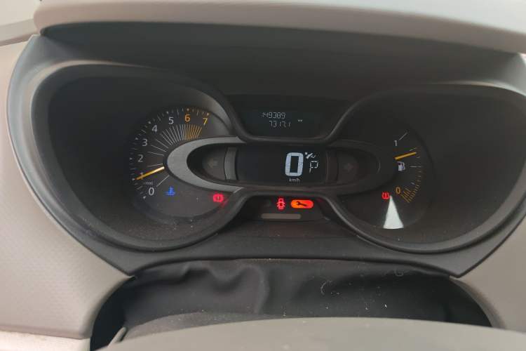 Used Renault Captur 2015 1.2T Automatic Standard Edition