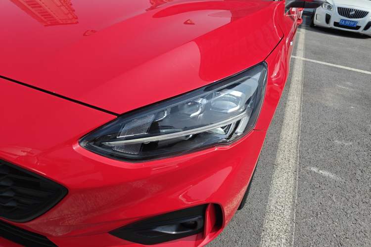 Used Ford Focus 2020 Sedan EcoBoost 180 Automatic ST Line
