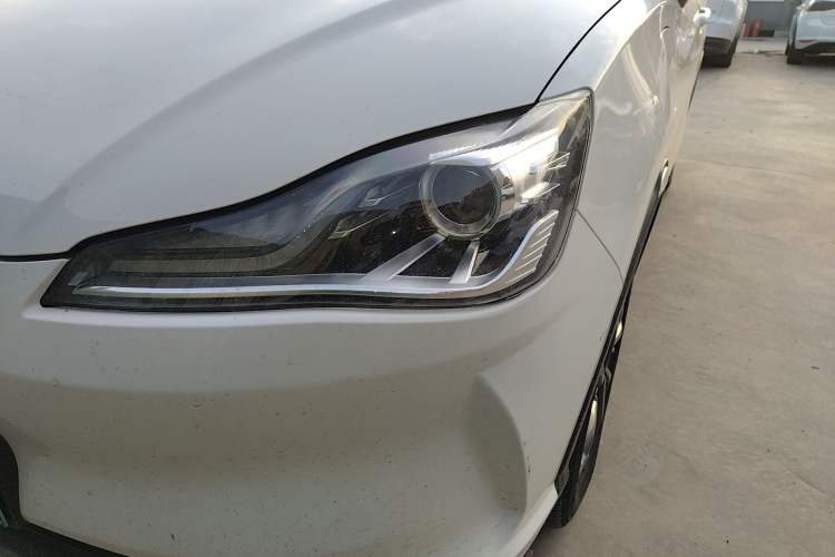 Used NETA V 2021 Standard Range Entertainment Version – Upgraded Model