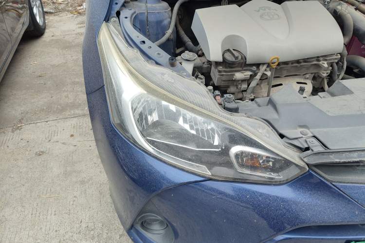 Used Toyota YARiS L Zhi Xiang 2017 1.5E CVT Dynamic Edition Right Front Headlight