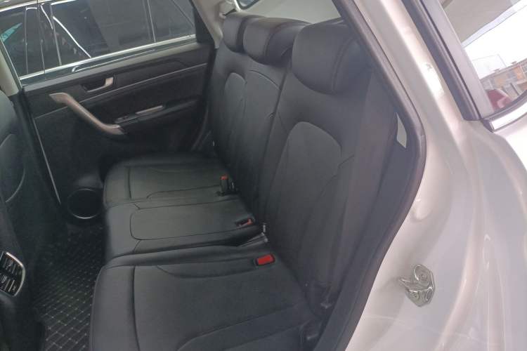 Used Haval M6 2019 1.5T DCT Two-Wheel Drive Elite Version China VI Standard
