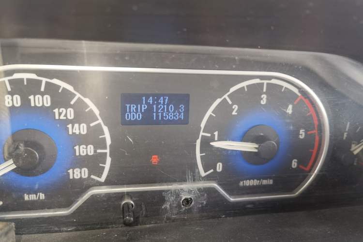 Used SAIC MAXUS Xintu V80 
