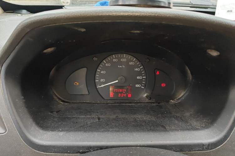 Used Wuling Rongguang 2014 1.2L S Base Model
