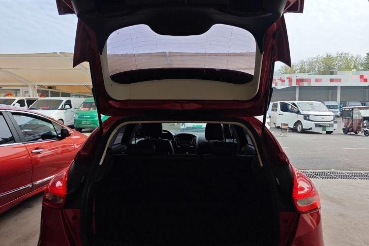 Used Ford Focus 2017 Hatchback 1.6L Automatic Comfort Plus SmartDrive Edition Trunk