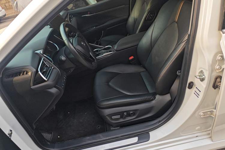 Used Toyota Camry 2021 2.0G Luxury Edition