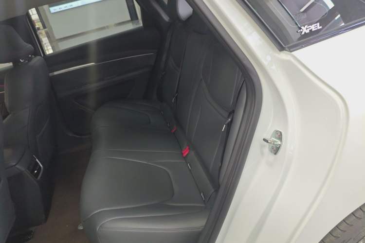 Used XPeng MONA M03 2024 620 with Ultra-Long Range Left Rear Seat