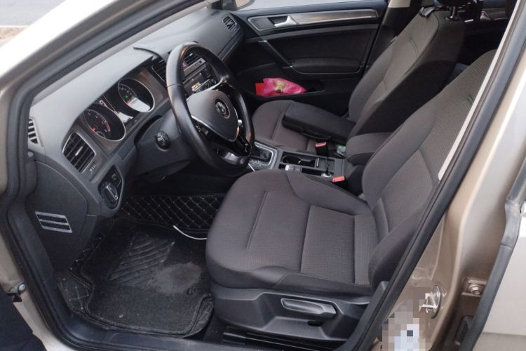 Used Volkswagen Golf 2015 1.4TSI Automatic Comfort Model
