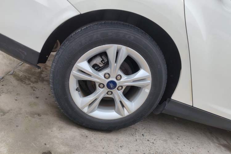 Used Ford Focus 2015 Sedan 1.6L Automatic Comfort Model