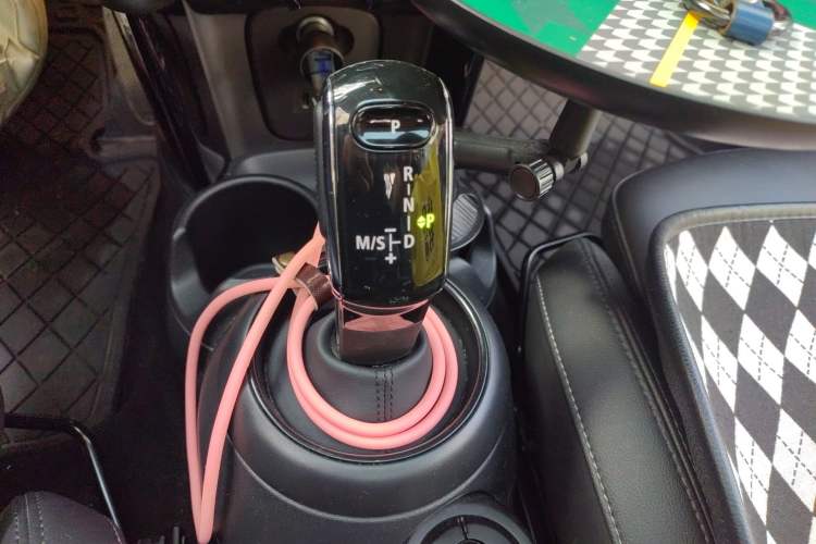 Used MINI 2022 1.5T COOPER Artist
