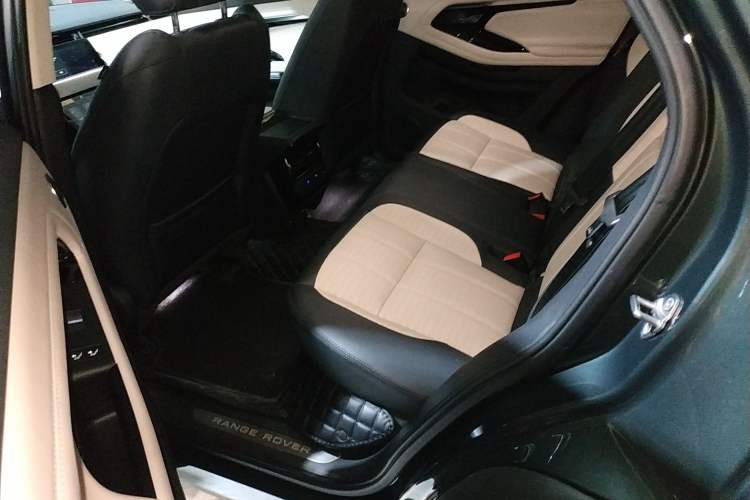 Used Land Rover Range Evoque 2021 Range Rover Velar L 249PS R-Dynamic First Edition Left Rear Seat