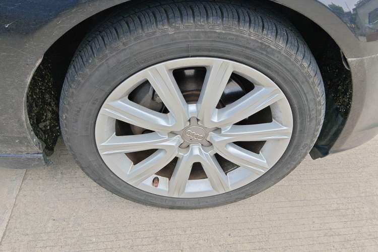 Used Audi A6L 2014 30 FSI Luxury Model
