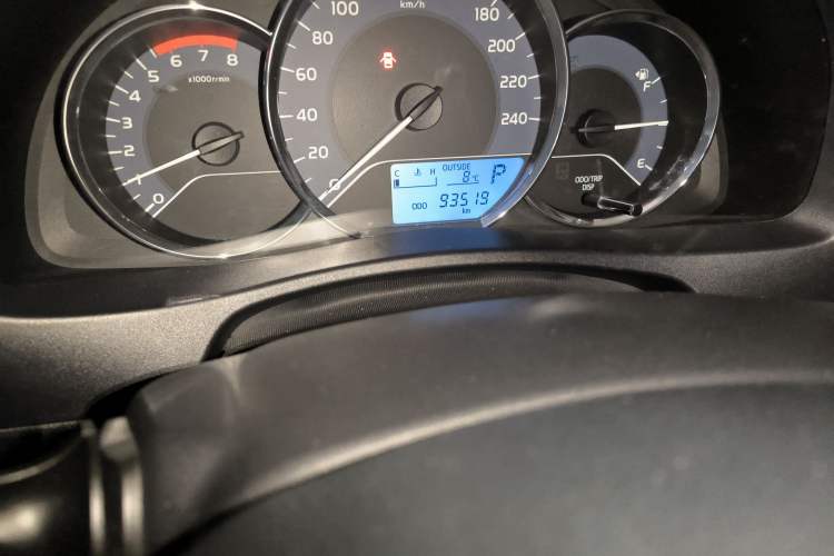 Used Toyota Levin 2018 185T CVT Luxury Edition China V Standard Odometer Close Up