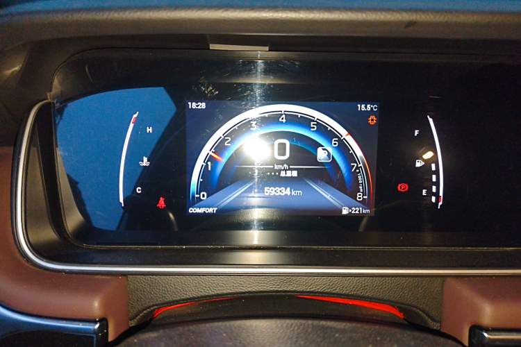 Used GAC Trumpchi M6 2021 PRO 270T DCT Elite Edition Instrument Cluster