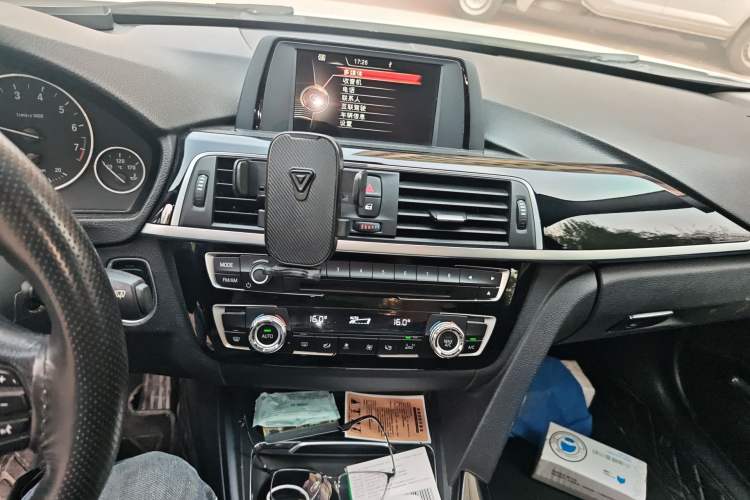 Used BMW 3 Series 2017 320Li Fashion Model Audio And AC Panel