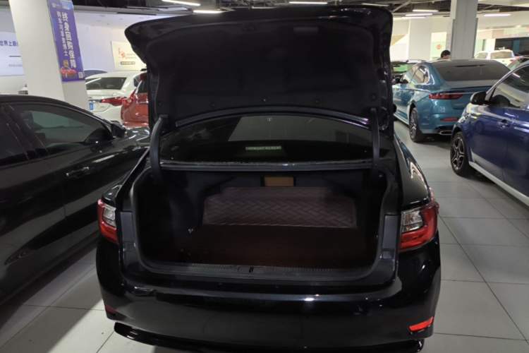 Used Lexus ES 2015 200 Elite Edition