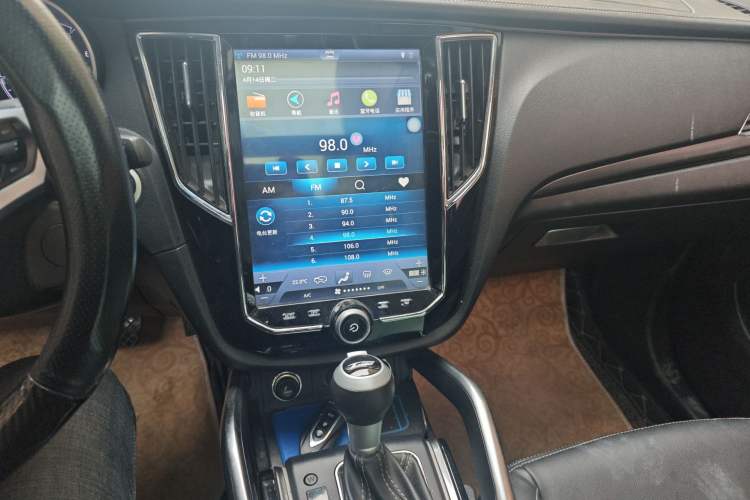 Used Zotye SR7 2017 1.5T CVT Cube Dream Edition Audio And AC Panel