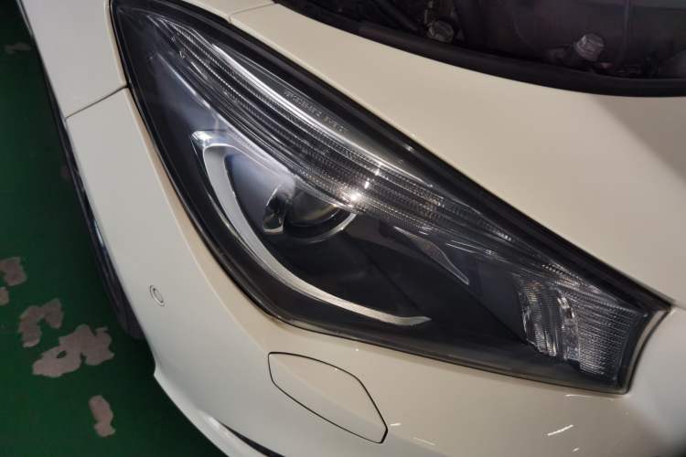 Used Mercedes-Benz CLA 2015 CLA 200 Right Front Headlight